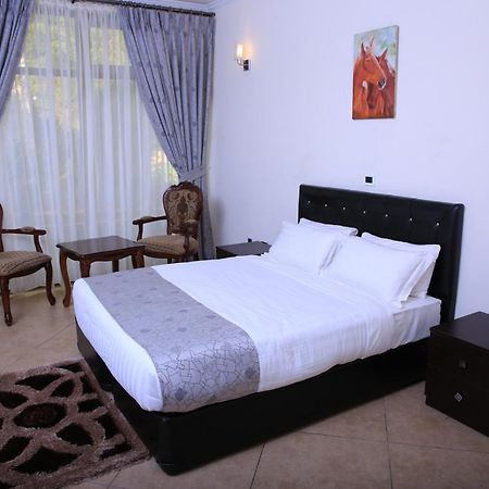 Yaya Africa Athletics Village Sululta ภายนอก รูปภาพ
