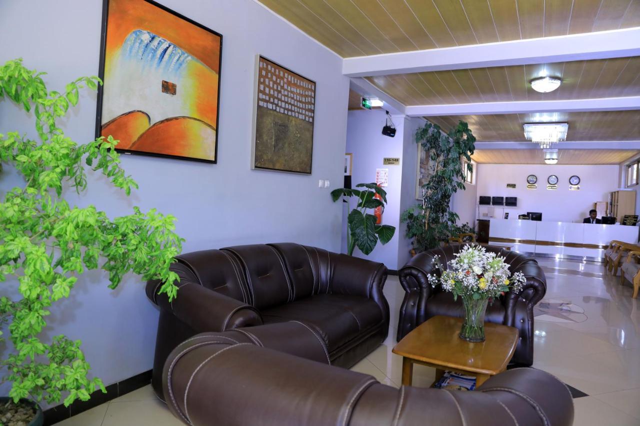 Yaya Africa Athletics Village Sululta ภายนอก รูปภาพ