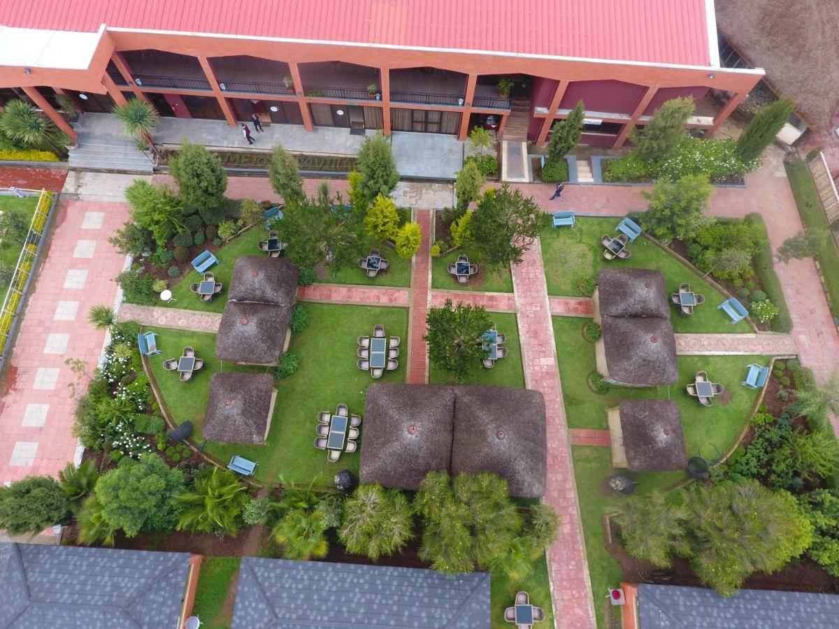 Yaya Africa Athletics Village Sululta ภายนอก รูปภาพ
